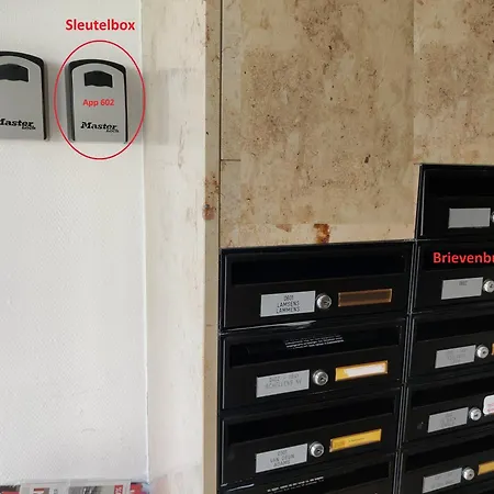 Recent Vernieuwd Met Zeezicht En Gratis Parkeerplaats Apartmán *