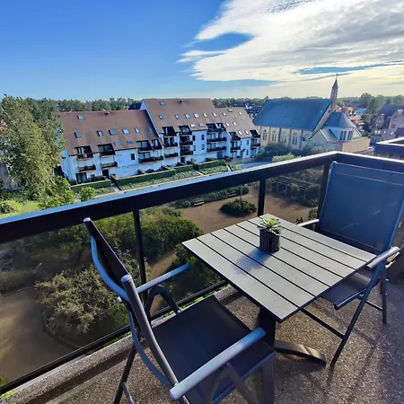 Apartmán Recent Vernieuwd Met Zeezicht En Gratis Parkeerplaats Koksijde