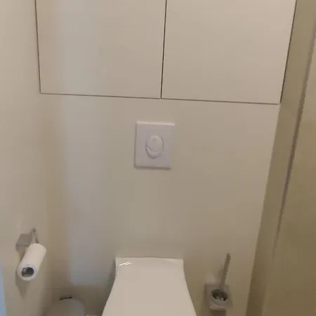 Recent Vernieuwd Met Zeezicht En Gratis Parkeerplaats Koksijde