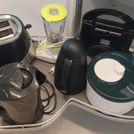 Recent Vernieuwd Met Zeezicht En Gratis Parkeerplaats Lägenhet